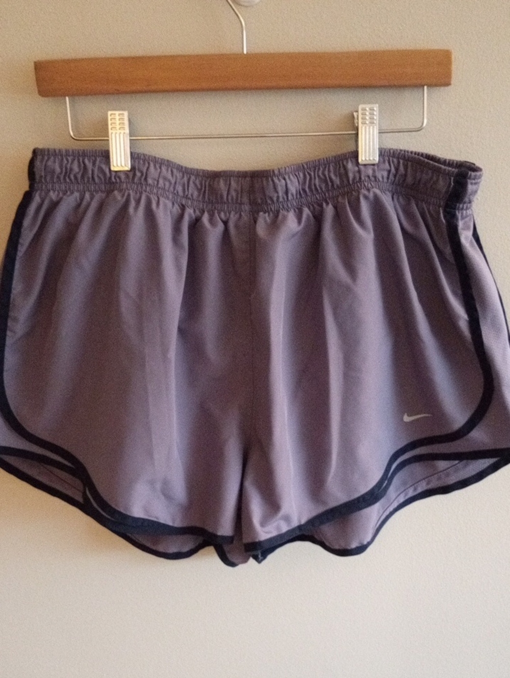 Nike Women's Lavender Gray Athletic Shorts Size 2X